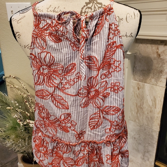 Halter style drawstring top.  Gray/white striped with all-over embroidery - Picture 4 of 8